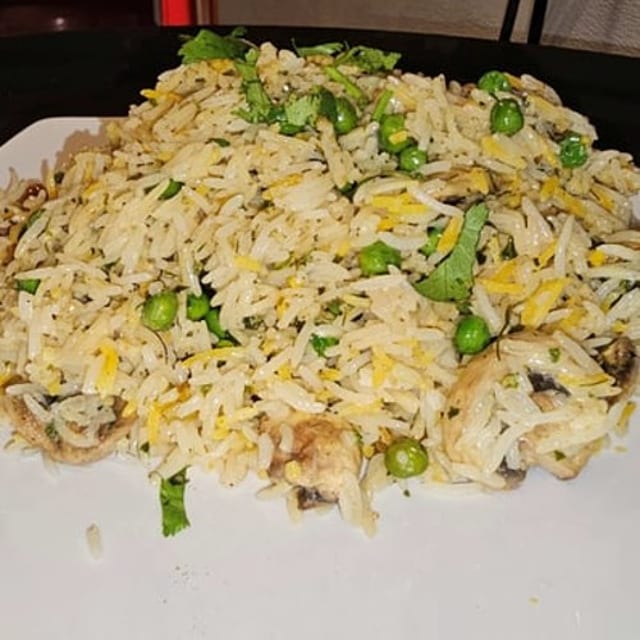 Guchhi Pillau.